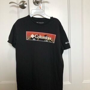 Men’s size small Columbia tshirt